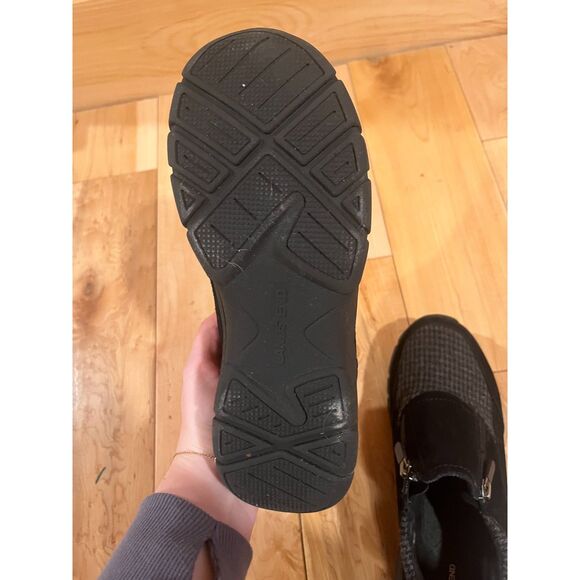 Lands End Double Zip Moccasins - Picture 4 of 5